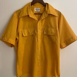 Vintage Men's Gold Marlboro Button Up, Size L, Fair Condition